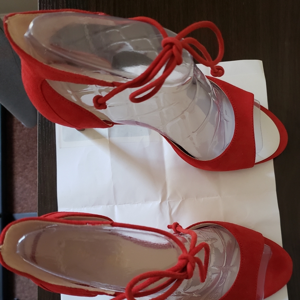 Red Sandals - Picture 6 of 6